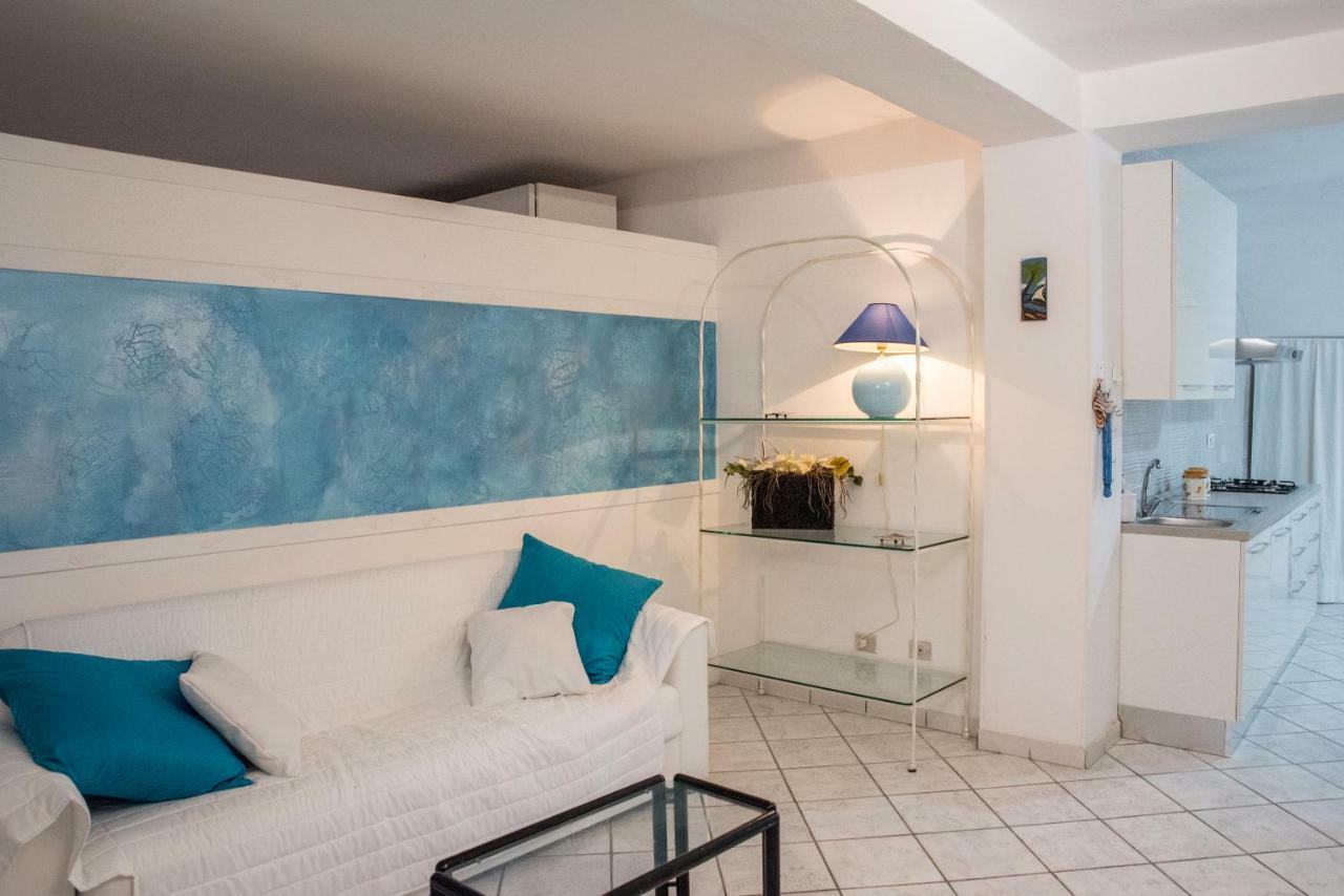 Casa Vacanze Margherita Porto Torres Exterior foto
